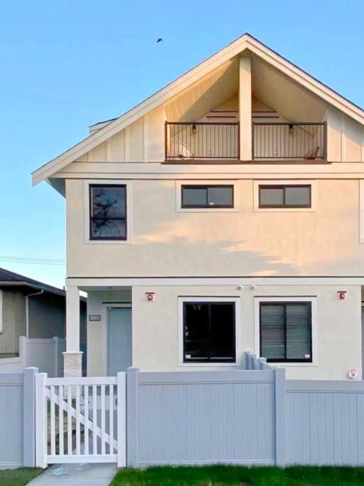 Four Bedrooms New Lovely Duplex House-1628 Vancouver Exterior foto